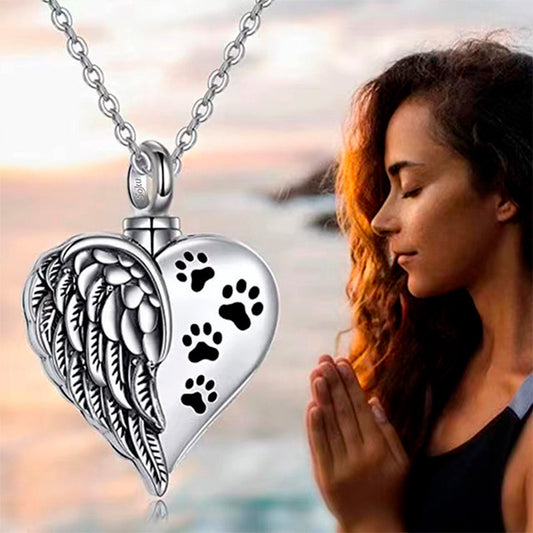 Soku Dije Collar Colgante Corazón Angel Cenizas Relicario