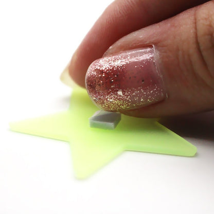 50 Copos De Nieve Stickers Neon Fosforescente Brilla Noche